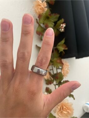 Oura GEN3 size 8 silver ring
